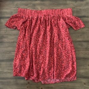 Old Navy off the shoulder floral shirt